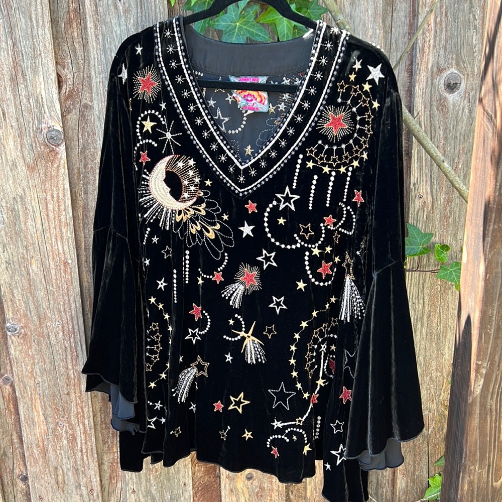 Johnny Was Calisto Velvet Embroidered Swing Blouse